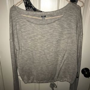 Sweatshirt
